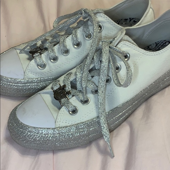 converse white silver glitter